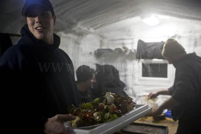 Biting into Success with Evolution's Ice Fishing Casino Demo Experience UK - overview